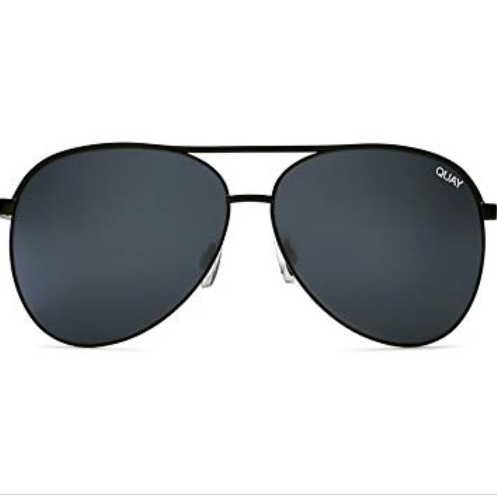 Quay Australia Vivienne Black Sunglasses 🕶